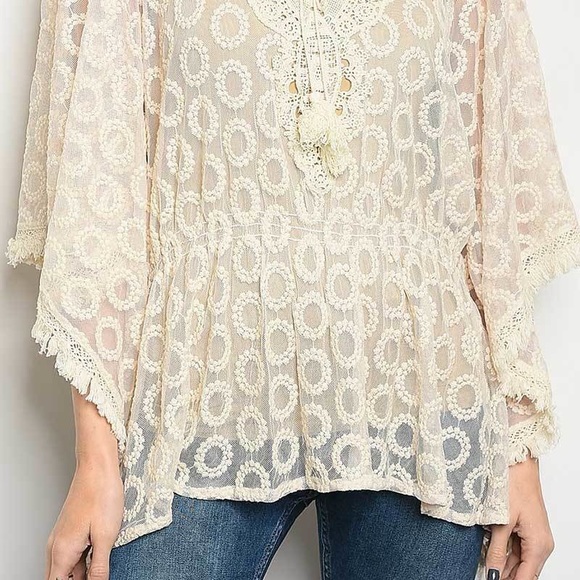 Ivory Butterfly Sleeve Lace Peplum Blouse Top - Picture 3 of 3